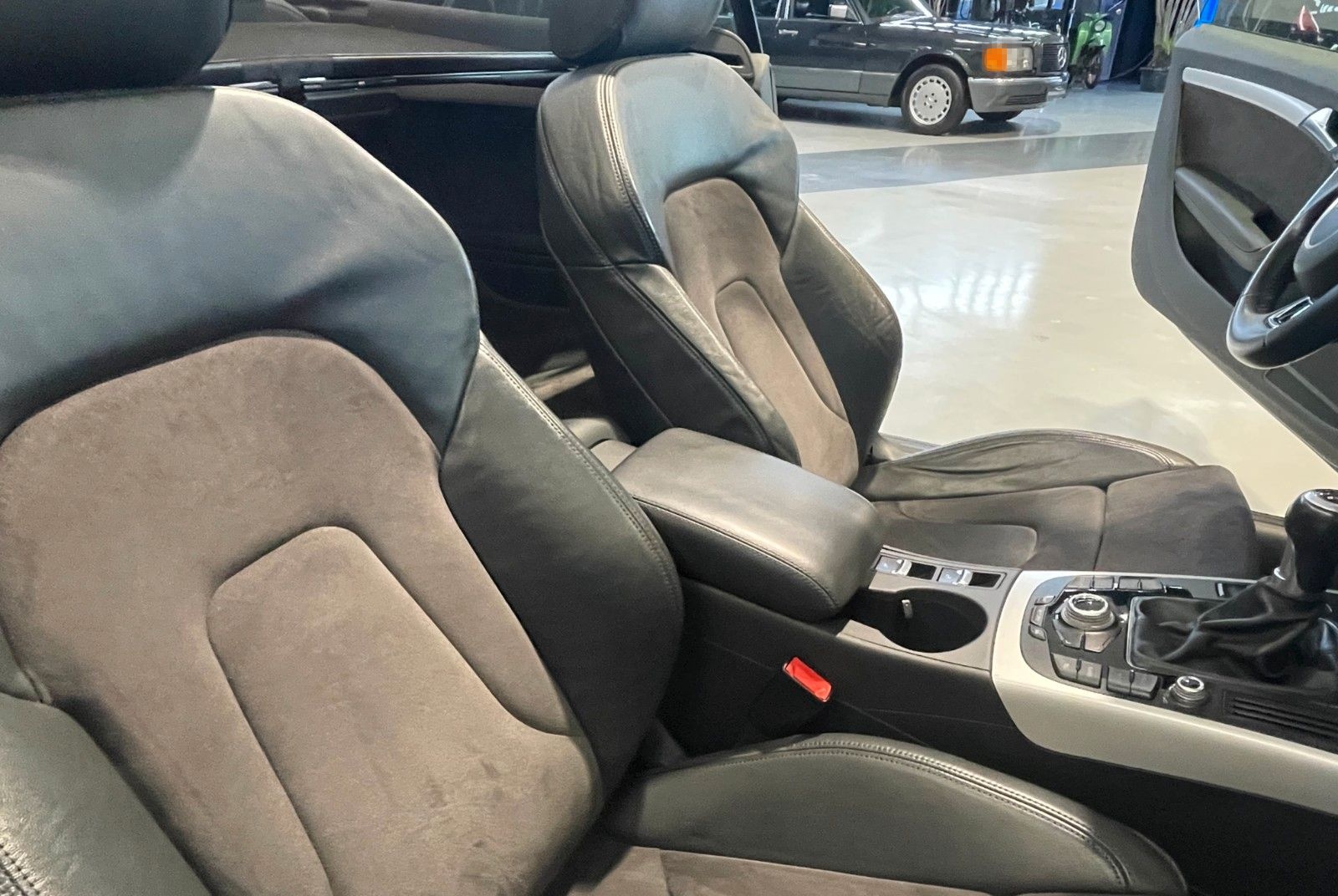 Audi A5 Cabrio 2.0 TDI Quattro NAVI,XENON+SOUND+Sline foto 17