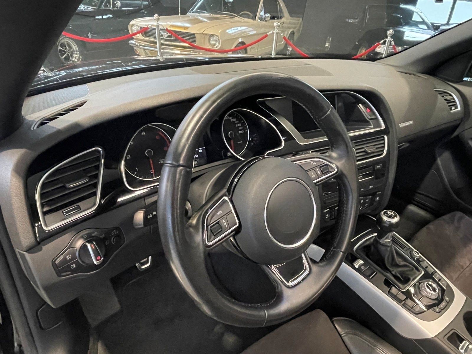 Audi A5 Cabrio 2.0 TDI Quattro NAVI,XENON+SOUND+Sline foto 19