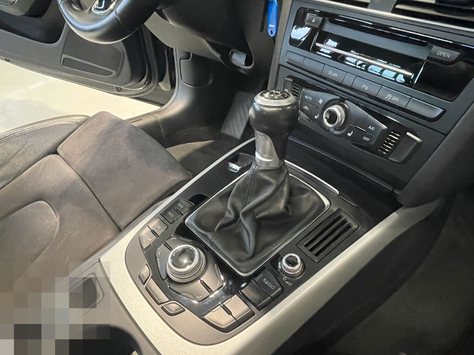 Audi A5 Cabrio 2.0 TDI Quattro NAVI,XENON+SOUND+Sline foto 24