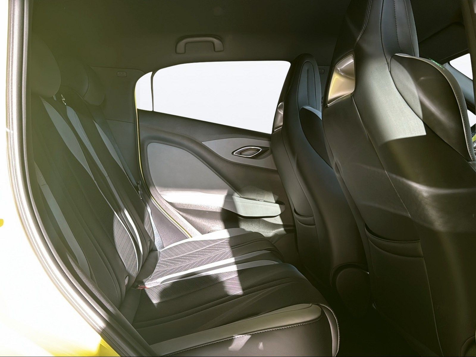 BYD DOLPHIN SURF Comfort foto 12