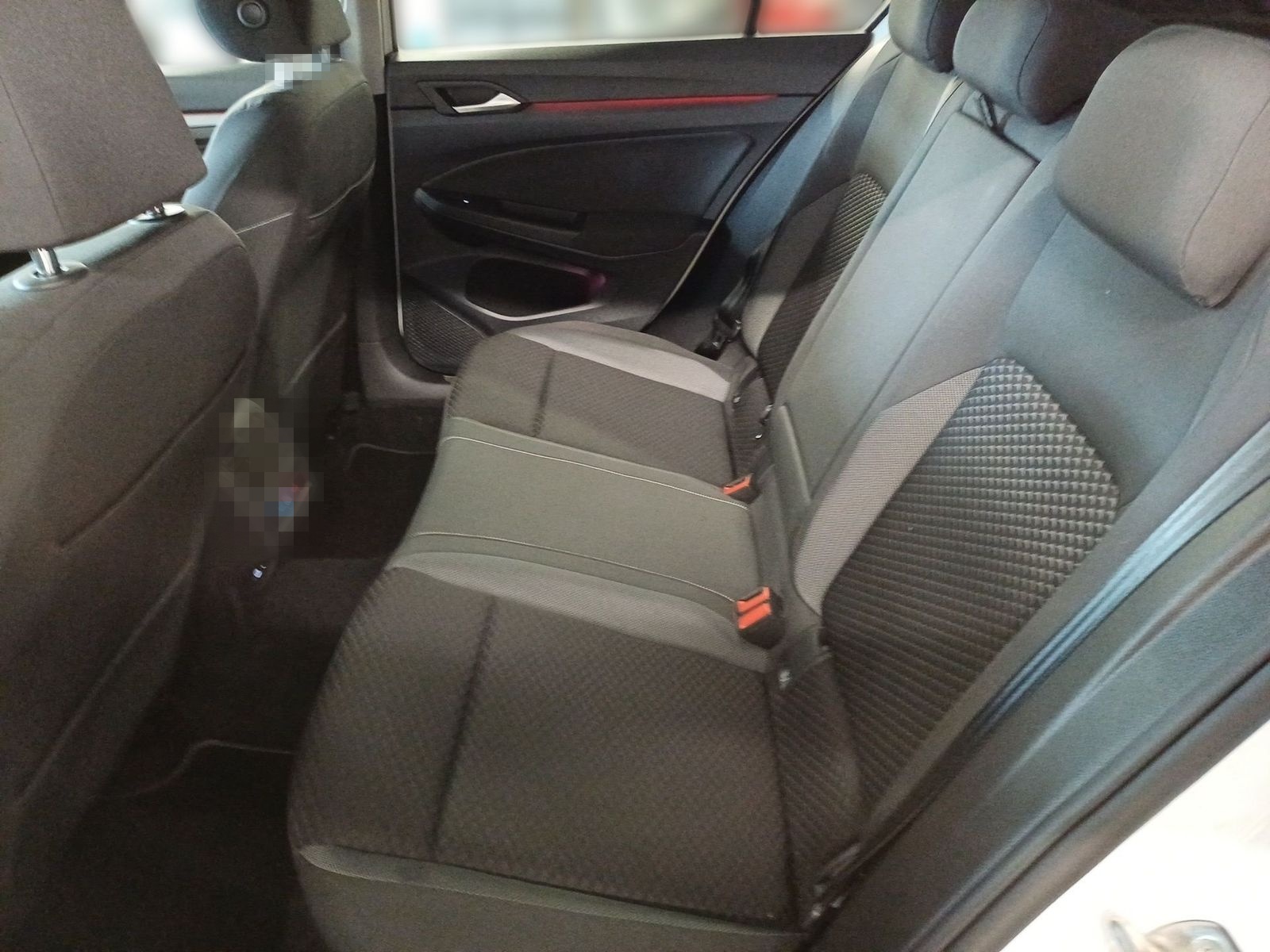 Volkswagen Golf Active *AHK*ACC*NAVI*LED PLUS*KAMERA*APP CO foto 9