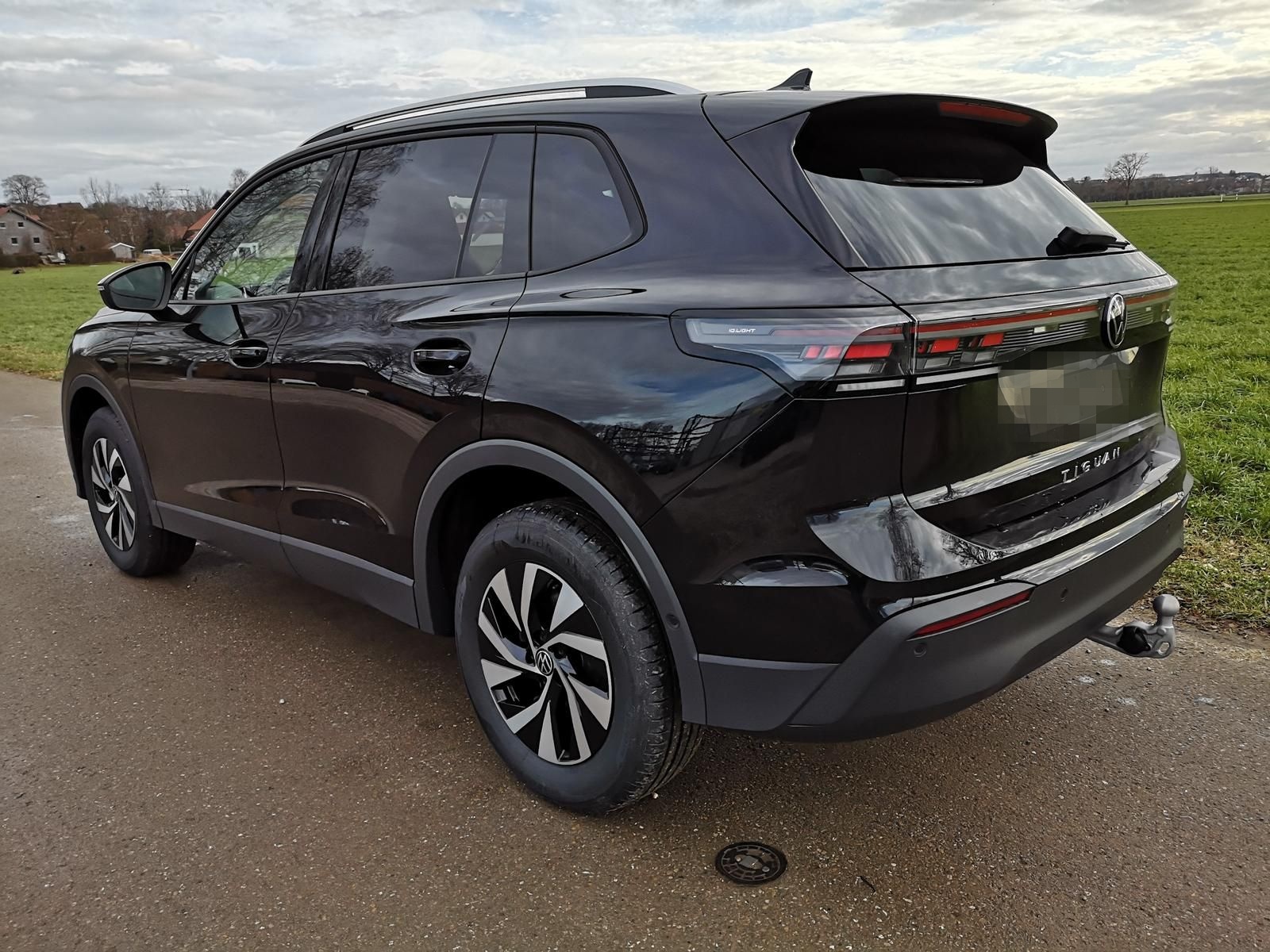 Volkswagen Tiguan 2.0 TDI Life Pano IQ LED Head GV5 AHK 360 foto 3