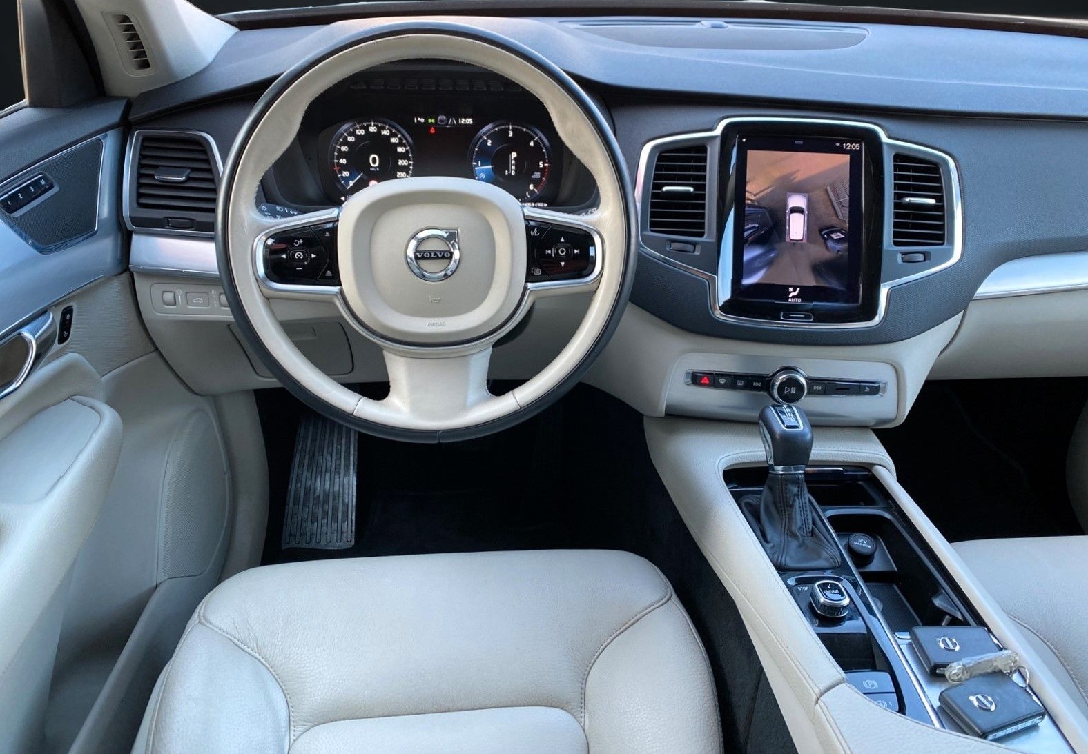 Volvo XC 90 D5 AWD MOMENTUM NAVI-360°KAMERA-7-SITZER foto 12