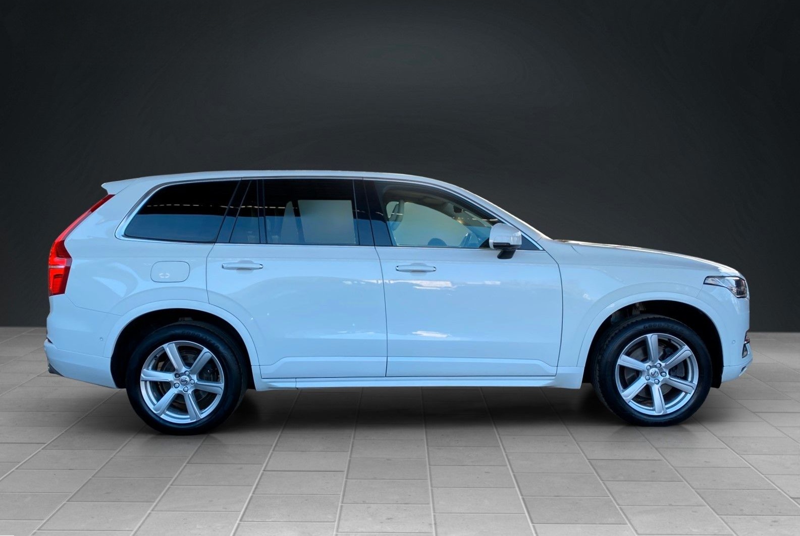 Volvo XC 90 D5 AWD MOMENTUM NAVI-360°KAMERA-7-SITZER foto 8