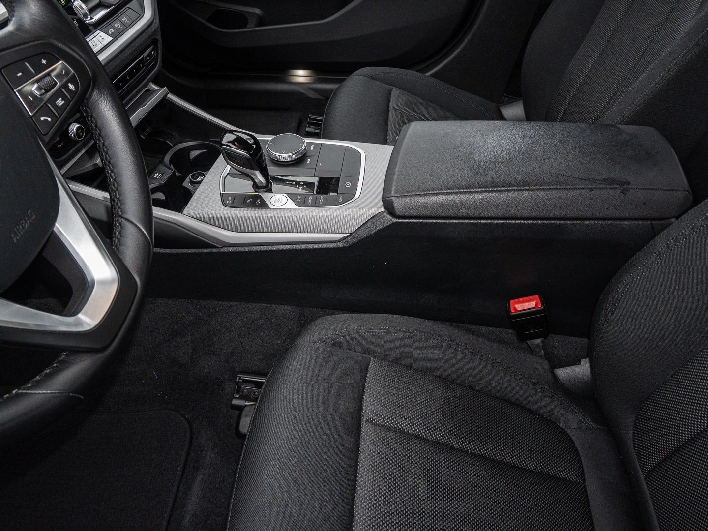 BMW 320i xDrive Advantage Aut. AHK, PDC, Klimaautoma foto 12