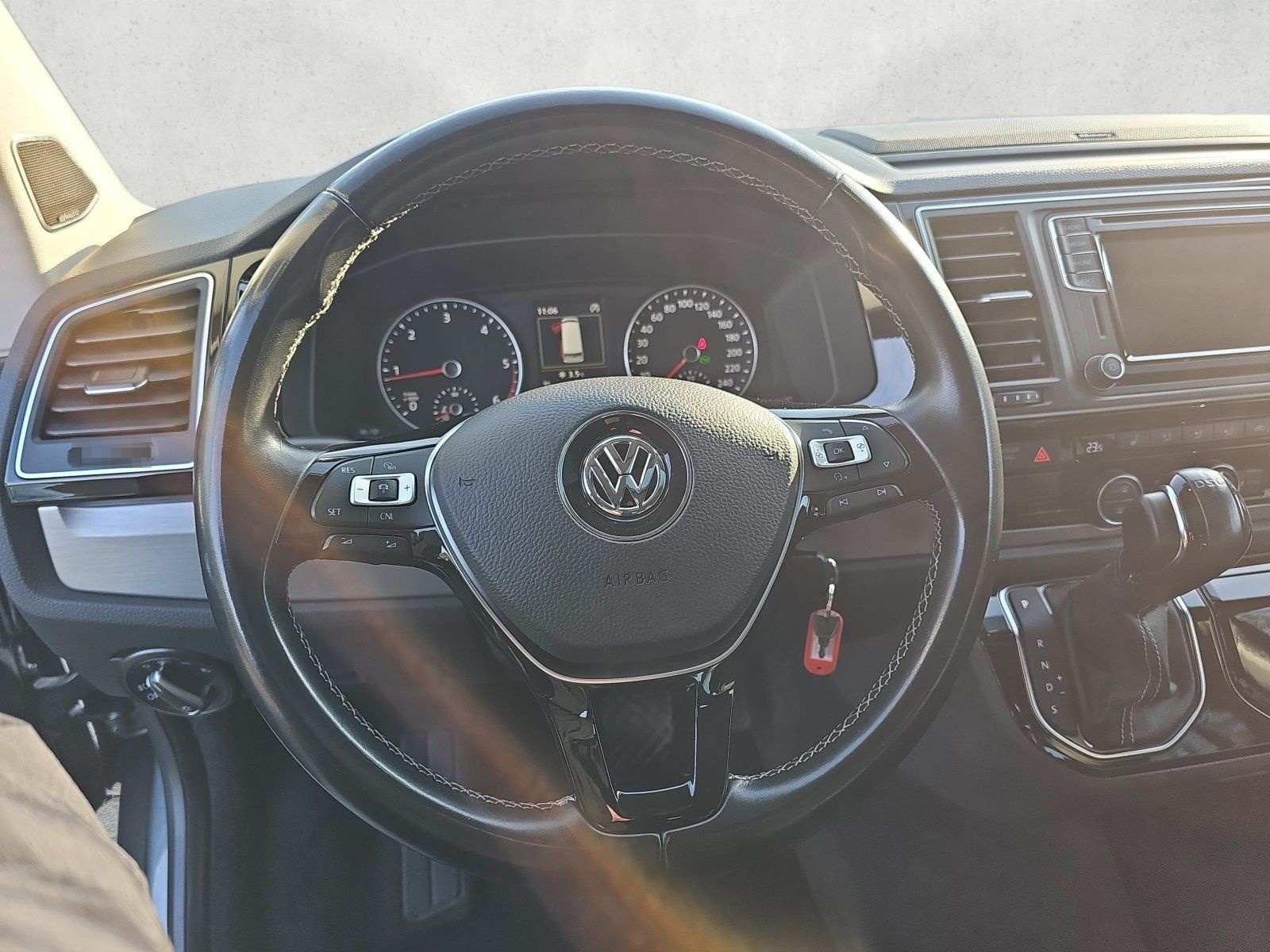 Volkswagen T6 Multivan 2.0 TDI  Edition Kamera Navi LED AHK foto 12