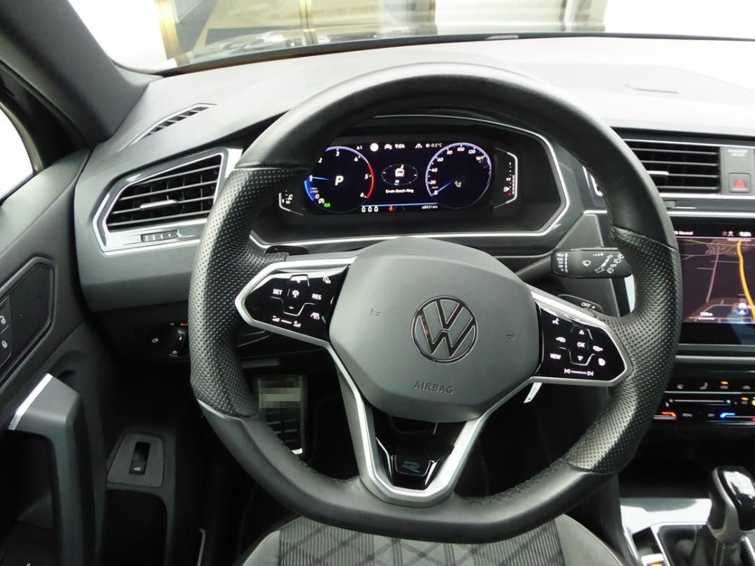 Volkswagen Tiguan R-Line 2.0 TDI 4MOTION foto 9