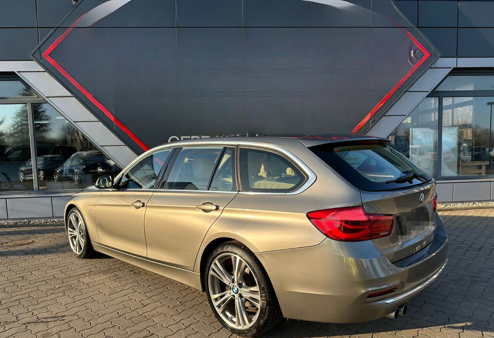 BMW 320 3 Touring 320 d Luxury Line LED NAV KAMERA foto 7