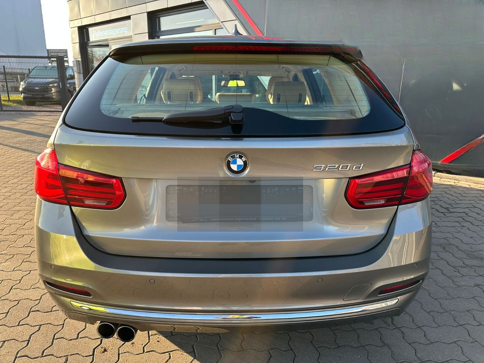 BMW 320 3 Touring 320 d Luxury Line LED NAV KAMERA foto 8