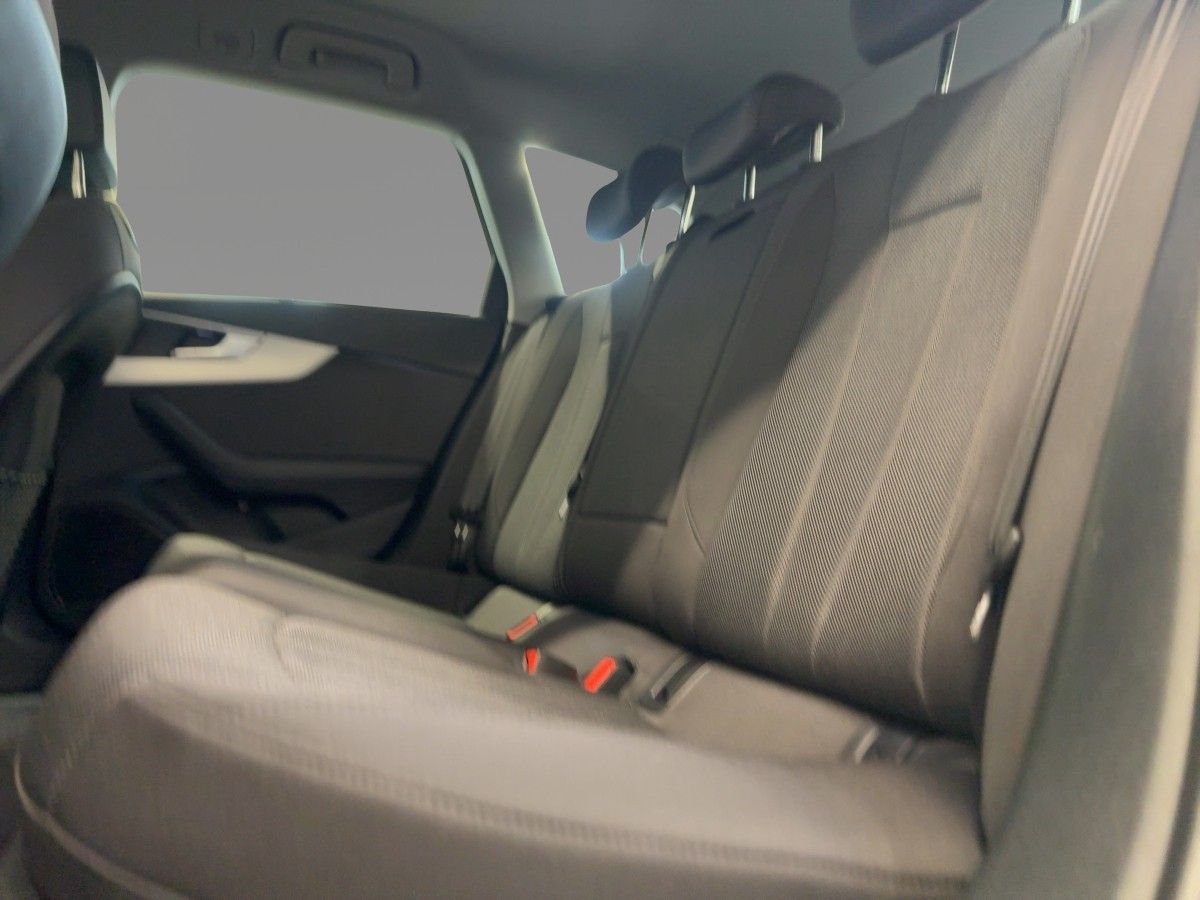 Audi A4 Avant 40 TDI quattro advanced virtual DAB Nav foto 10