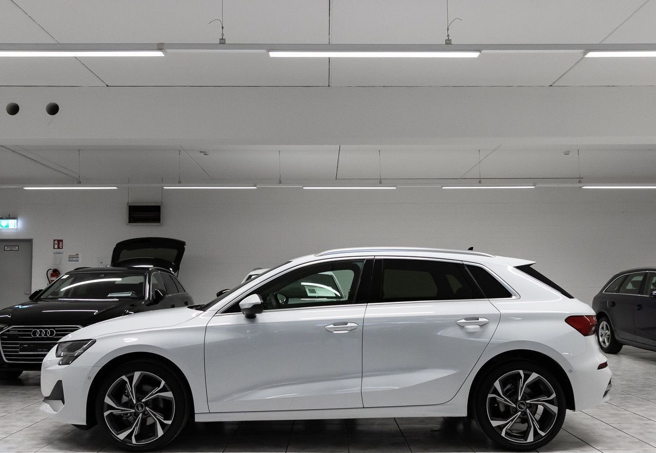 Audi A3 Sportback advanced 30 TFSI S tronic foto 4