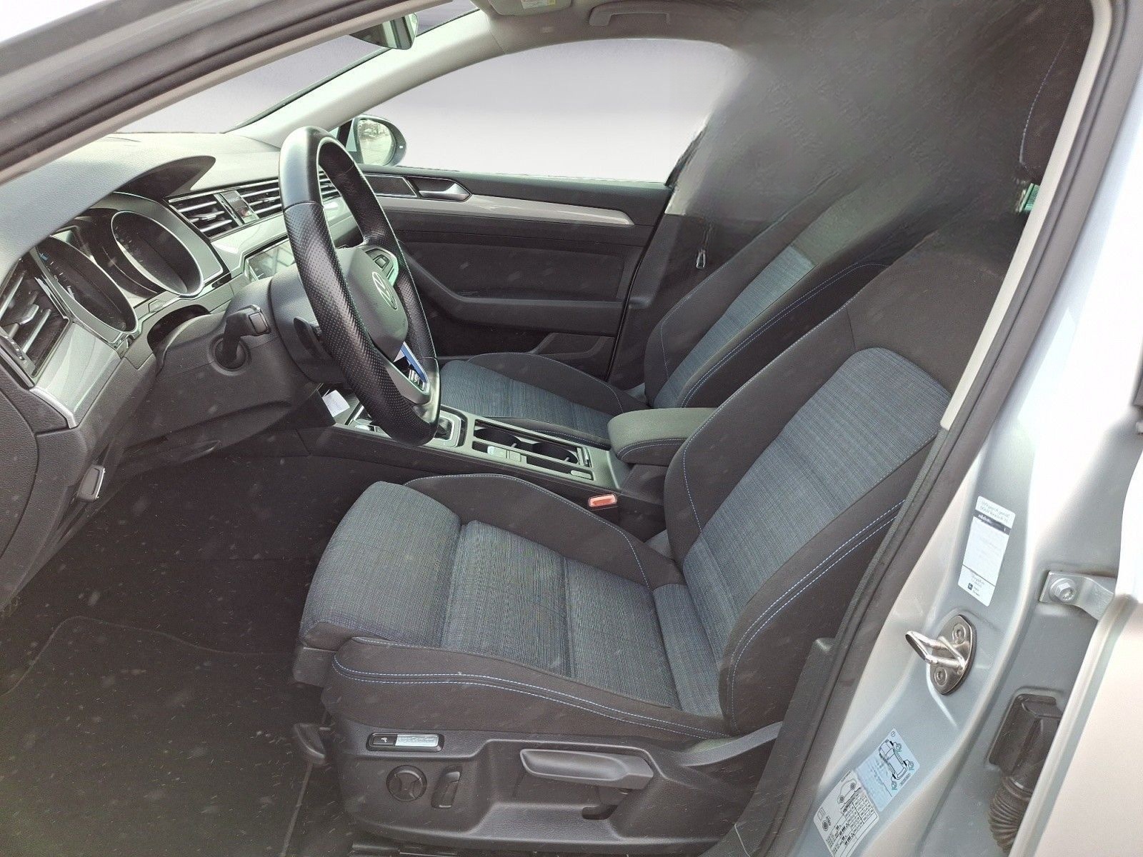 Volkswagen Passat Variant GTE 1,4 l eHybrid OPF DSG foto 8