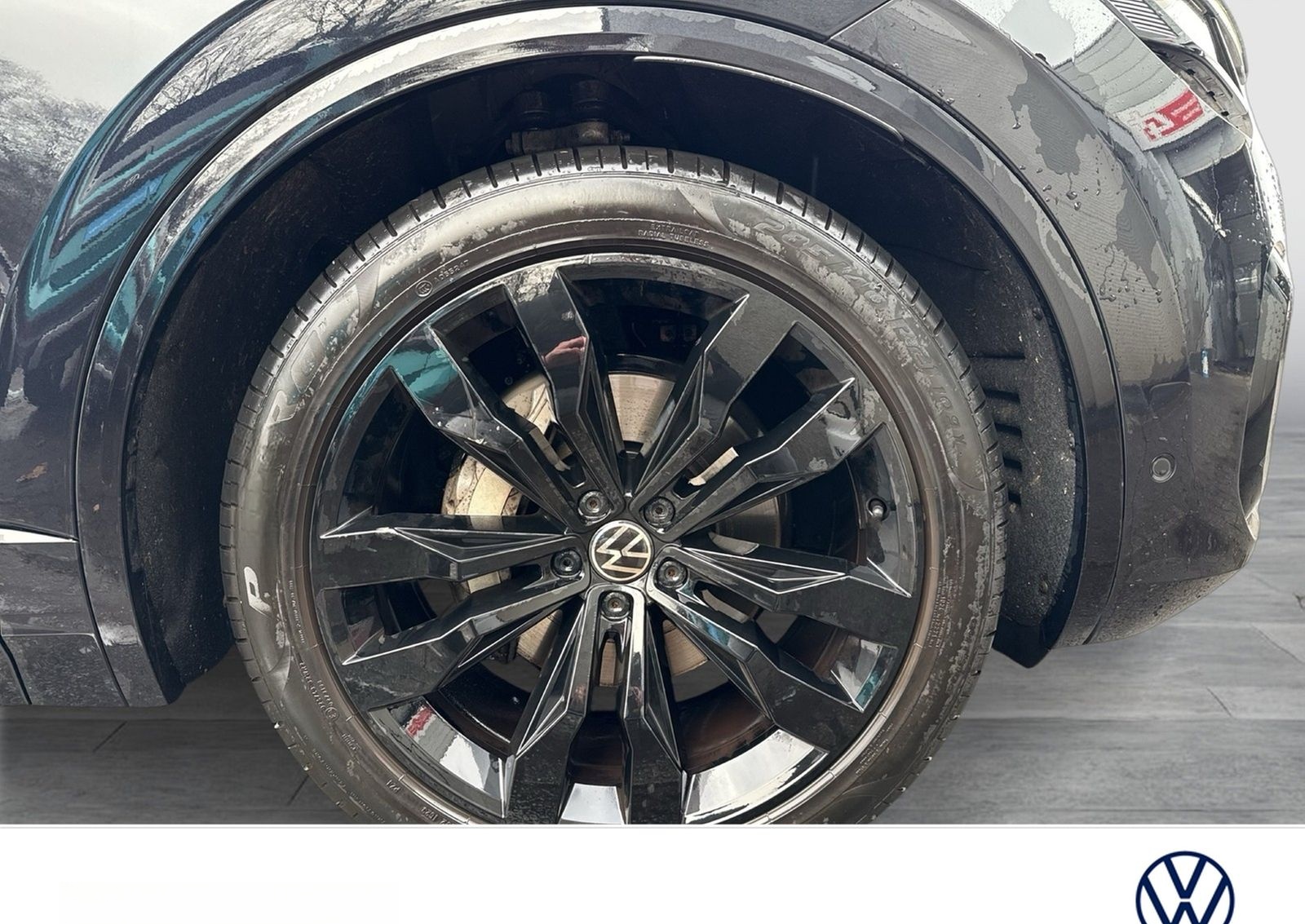 Volkswagen Touareg V6 R-LINE PANO DYNAUDIO AHK 360°CAM LM21 foto 7