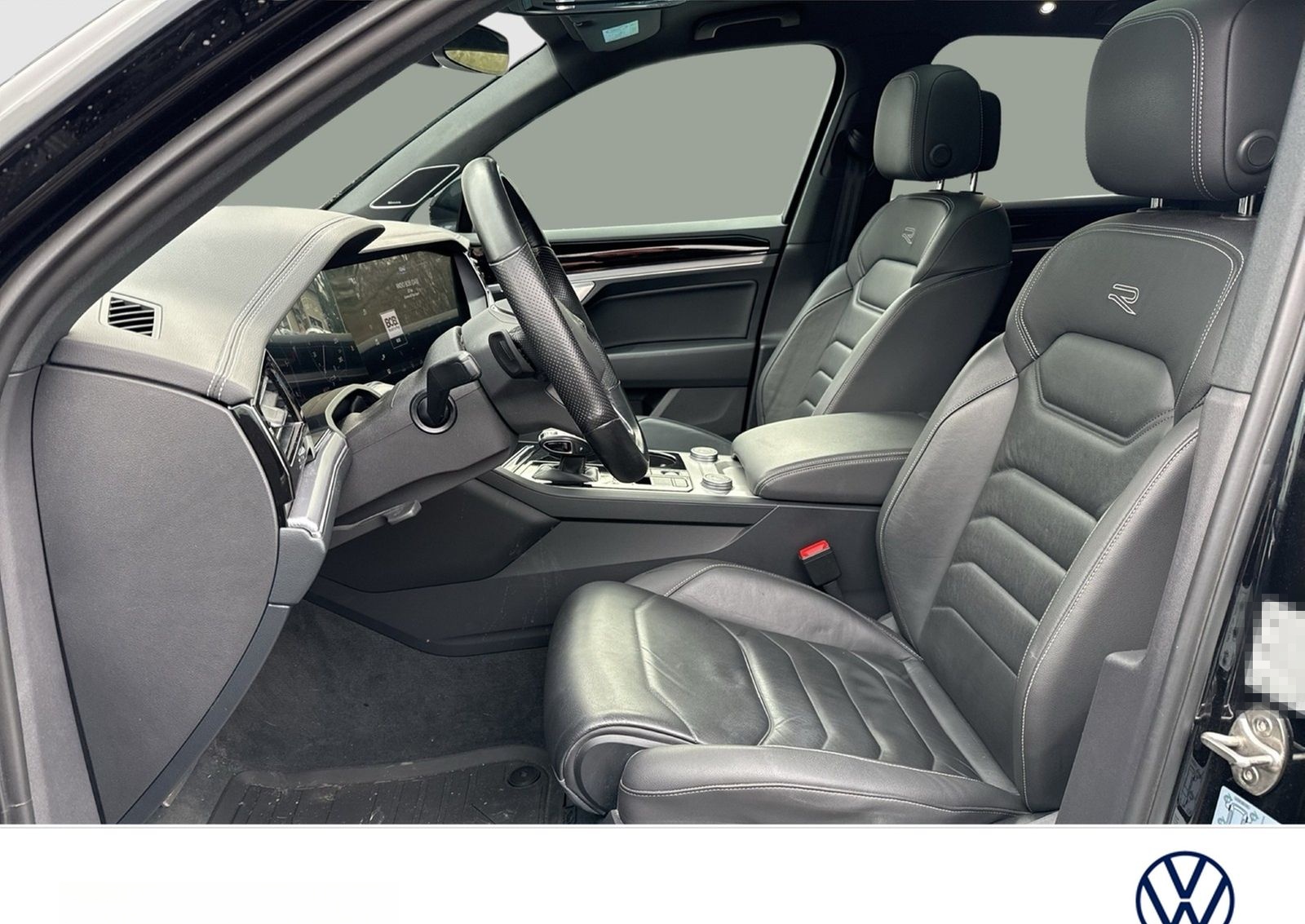 Volkswagen Touareg V6 R-LINE PANO DYNAUDIO AHK 360°CAM LM21 foto 8