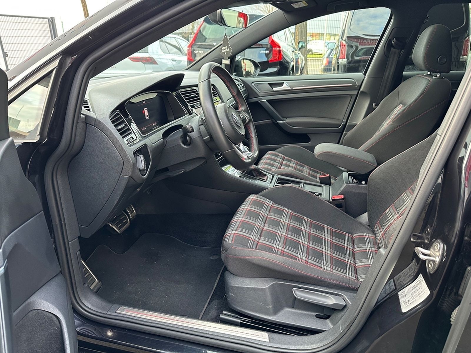Volkswagen Golf VII GTI Perform BMT/ Standhzng/AHK/Panorama foto 12