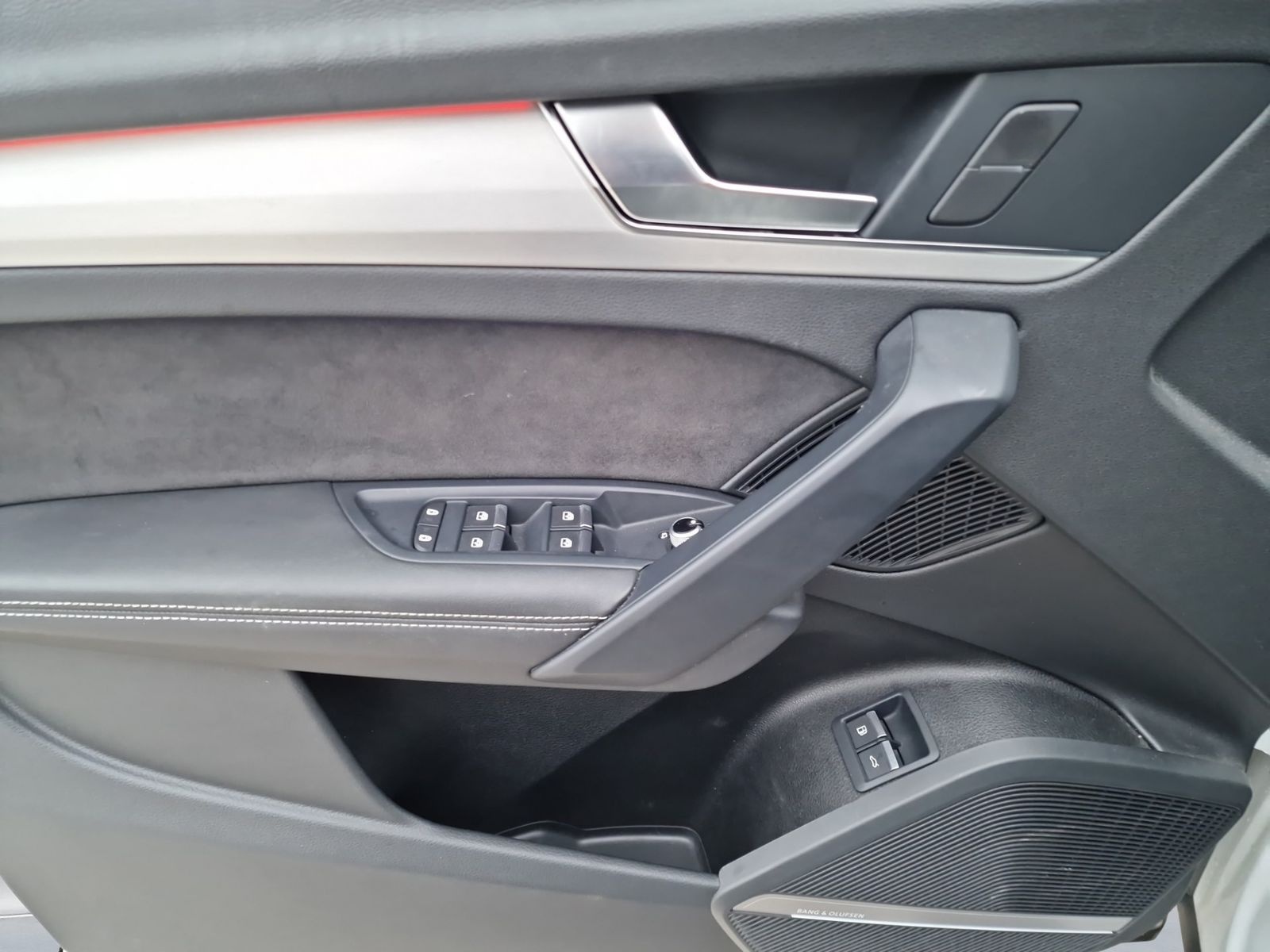 Audi Q5 Sportback 55 TFSI e qu S line MATRIX PANO B&O foto 23