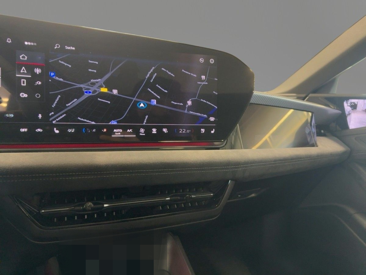 Audi A6 Avant e-tron quattro s-line foto 12