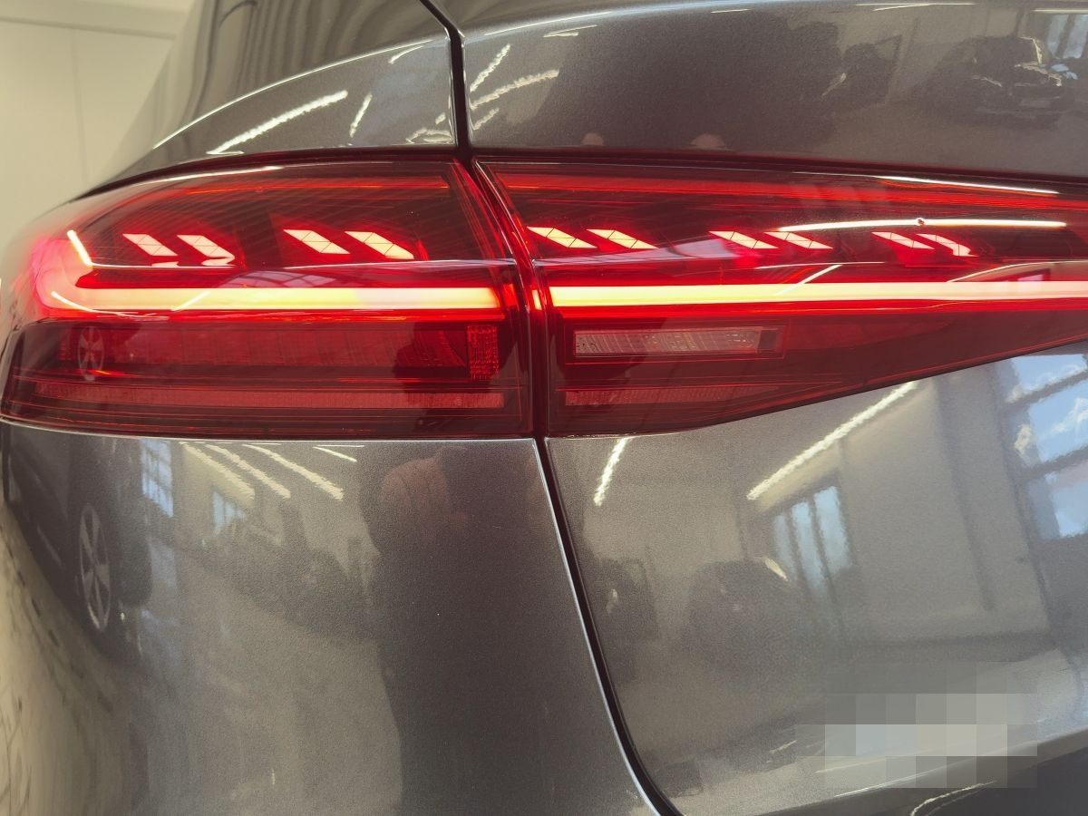 Audi A6 Avant e-tron quattro s-line foto 14