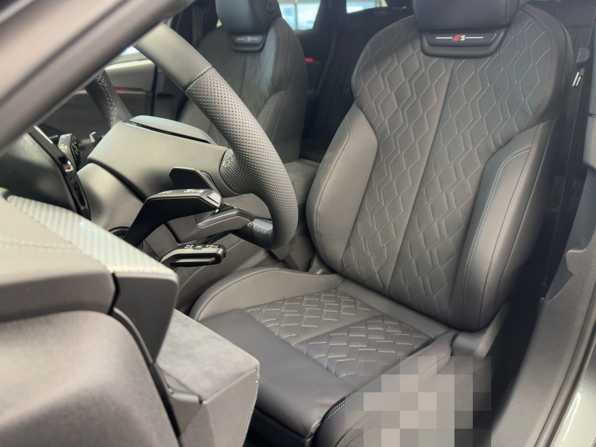 Audi A6 Avant e-tron quattro s-line foto 18