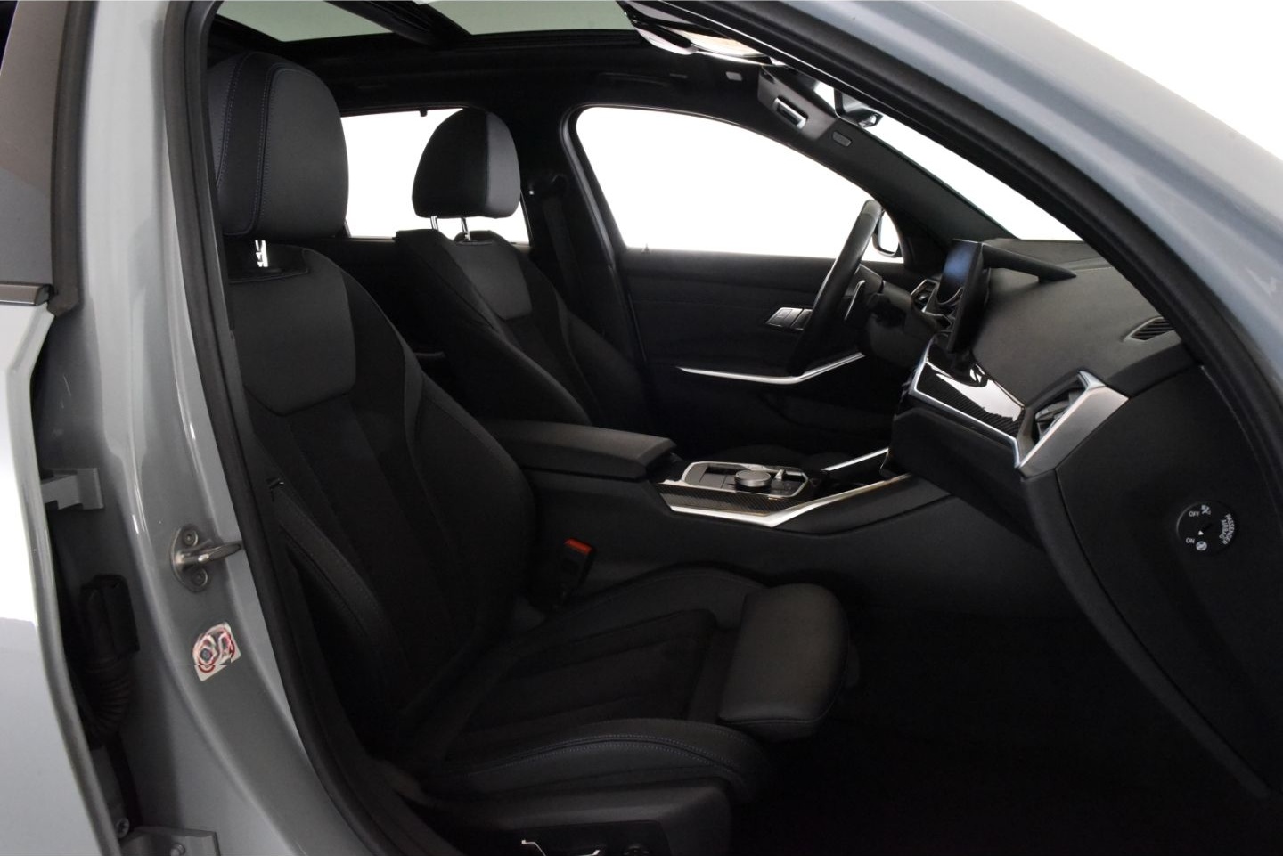 BMW 320 d xDrive Touring M Sport Anhängerkupplung Dr foto 6