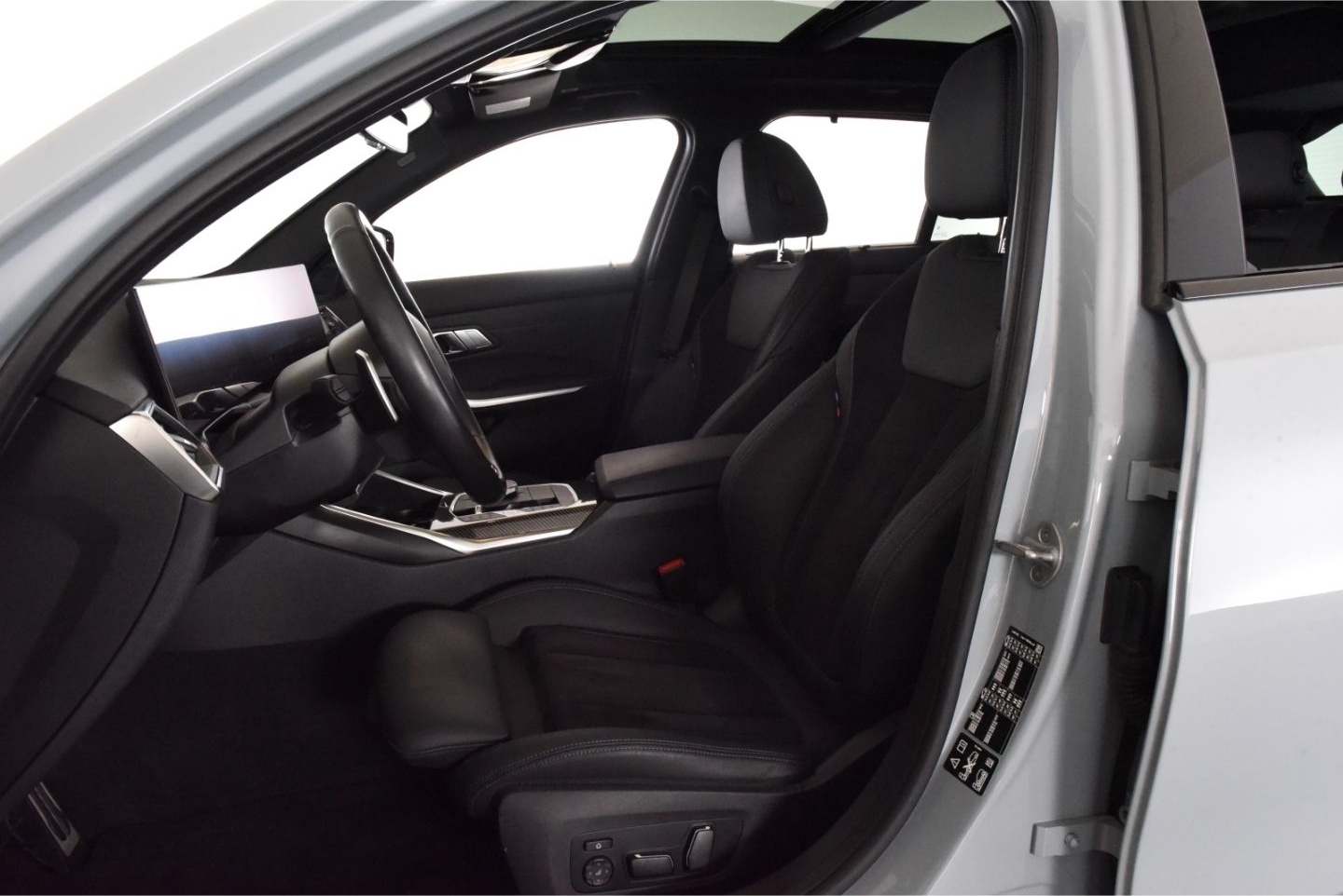 BMW 320 d xDrive Touring M Sport Anhängerkupplung Dr foto 7