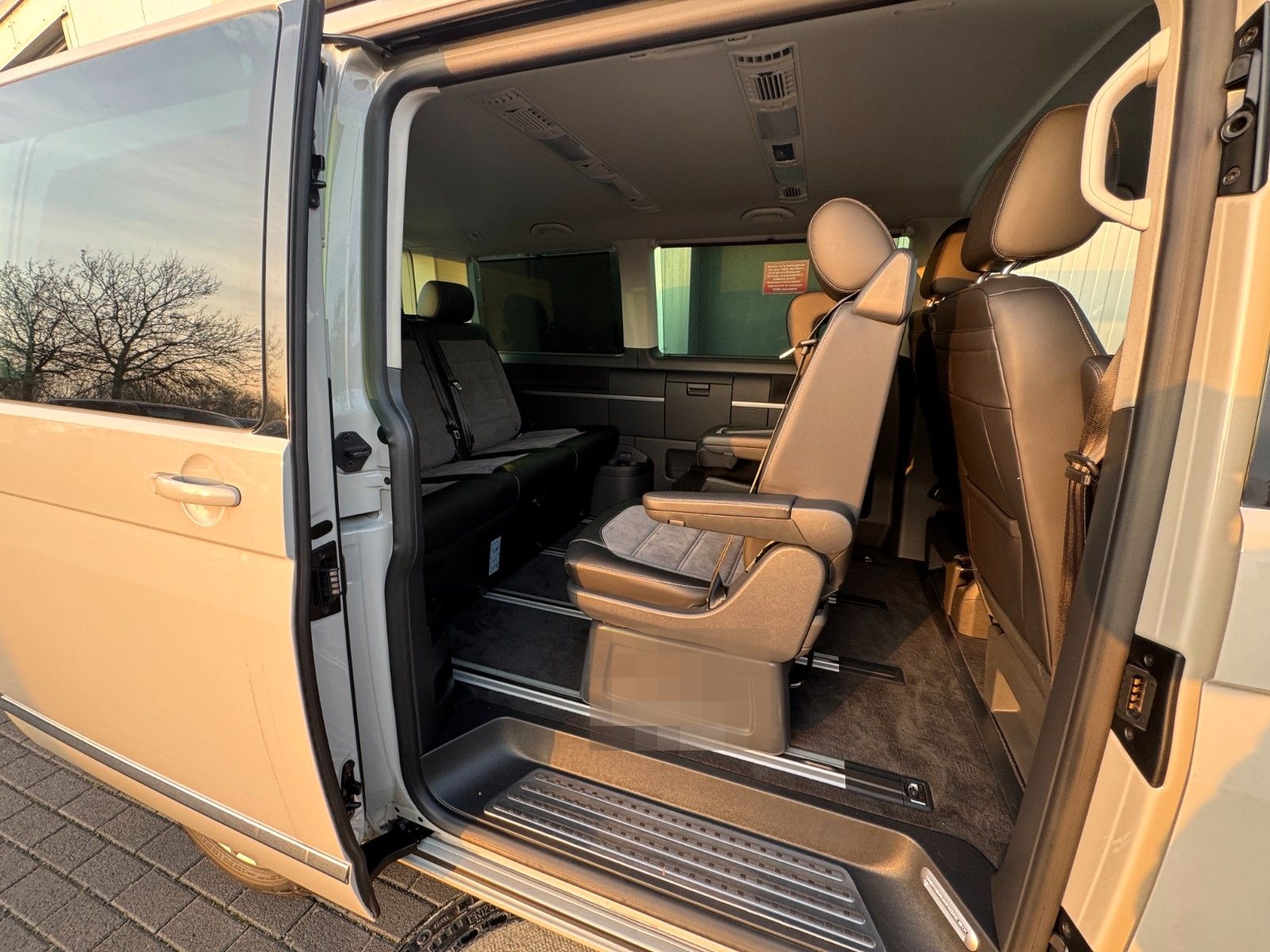 Volkswagen T6 Multivan Generation SIX Navi AHK 7-Sitzer foto 24