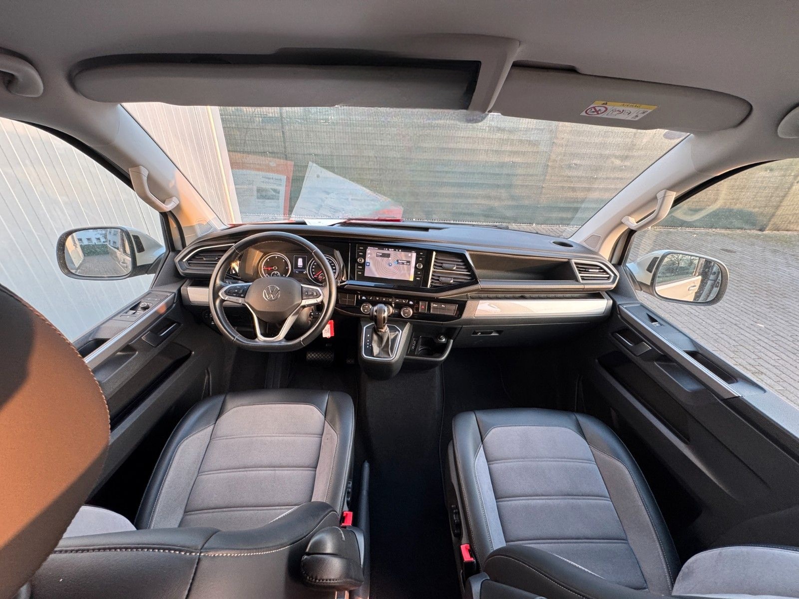 Volkswagen T6 Multivan Generation SIX Navi AHK 7-Sitzer foto 10