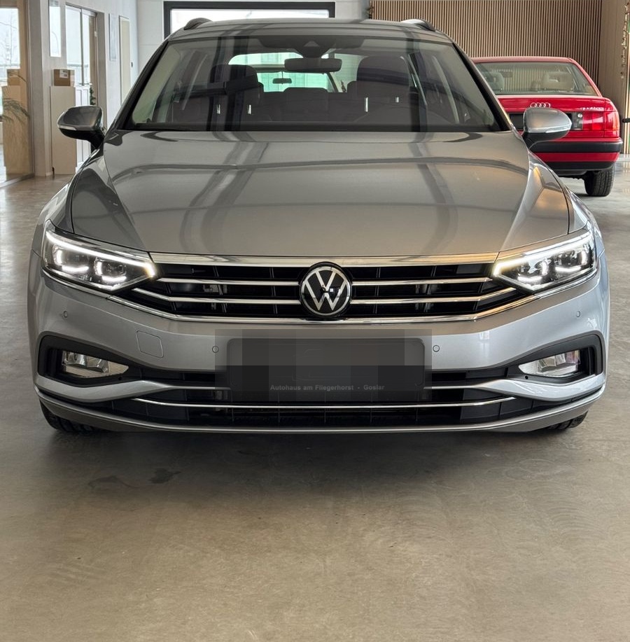 Volkswagen Passat Variant 2.0 TDI Business Matrix/AHK/Kam foto 2