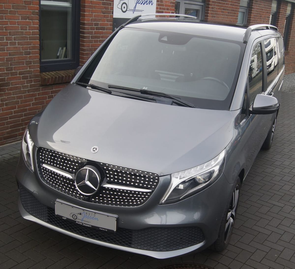 Mercedes-Benz V 250 d EDITION 4MATIC lang Ahk Pano LED 8-Sitze foto 4
