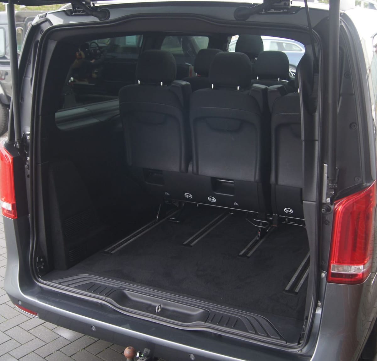 Mercedes-Benz V 250 d EDITION 4MATIC lang Ahk Pano LED 8-Sitze foto 8