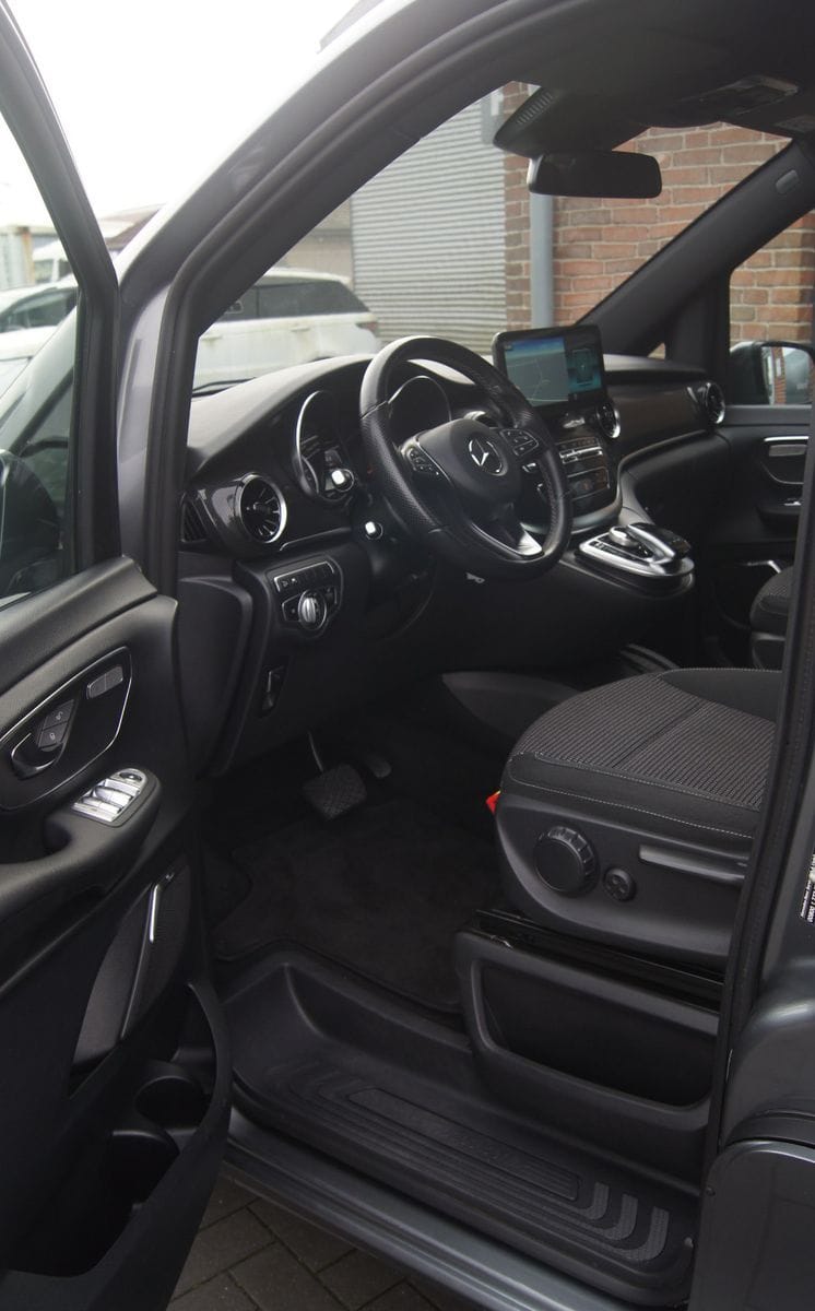 Mercedes-Benz V 250 d EDITION 4MATIC lang Ahk Pano LED 8-Sitze foto 9