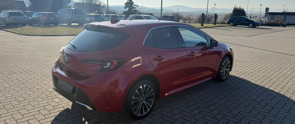 Toyota Corolla 1.8 Hybrid Team Deutschland foto 5