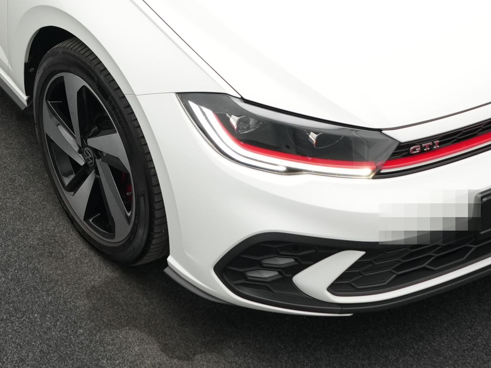 Volkswagen Polo GTI 2.0 TSI DSG *IQ.LIGHT*BEATS*ACC*17''* foto 15