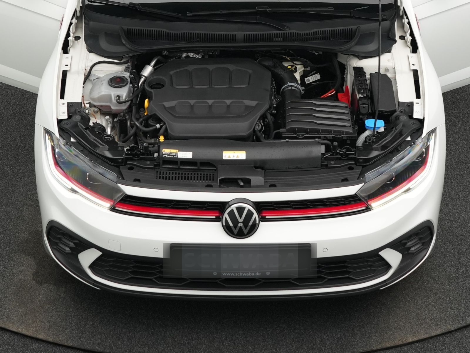Volkswagen Polo GTI 2.0 TSI DSG *IQ.LIGHT*BEATS*ACC*17''* foto 23