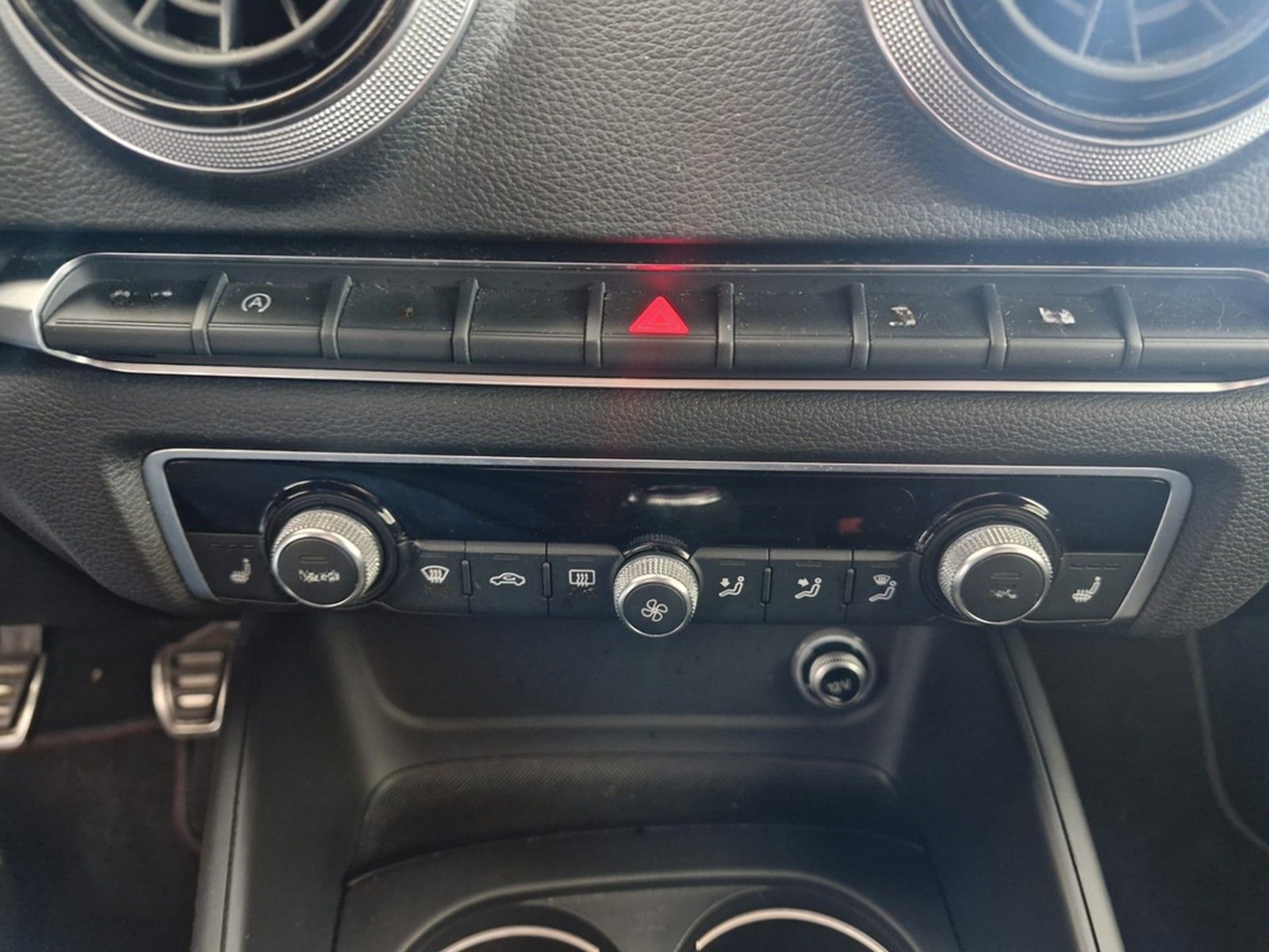 Audi S3 Sportback SB 2.0 TFSI quattro*Schaltgetriebe* foto 14
