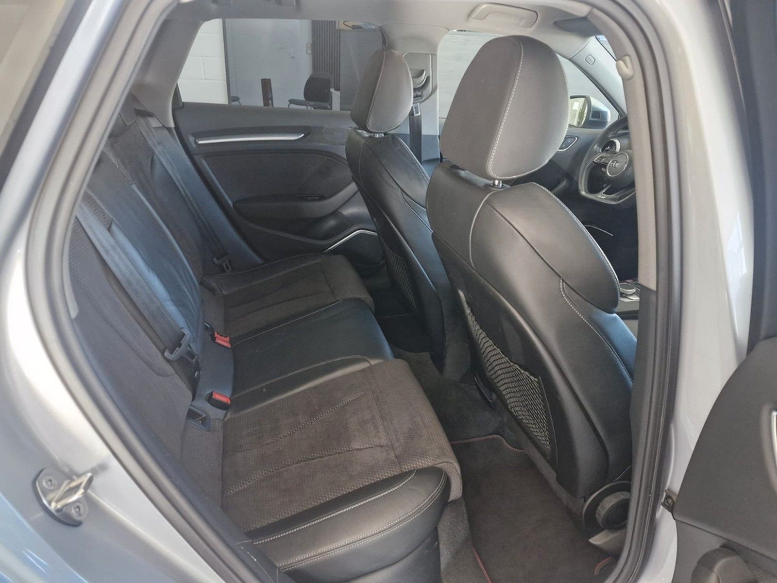 Audi S3 Sportback SB 2.0 TFSI quattro*Schaltgetriebe* foto 19