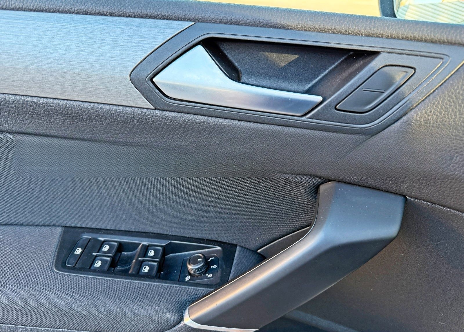 Volkswagen Touran 1.6 TDI Comfortline*1.HD*KAMERA*MASSAGE* foto 11