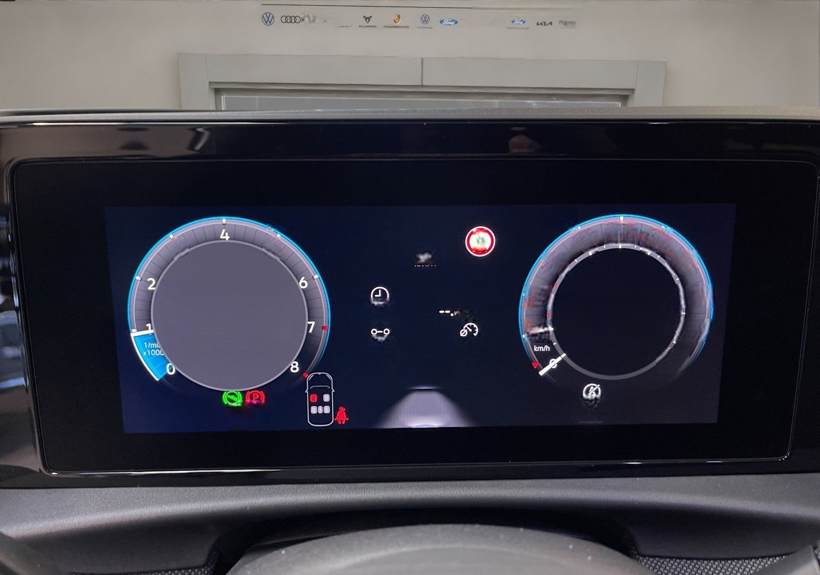 Volkswagen T-Roc Life 1.5 l eTSI OPF DSG ACC AUT Kam. Navi foto 12