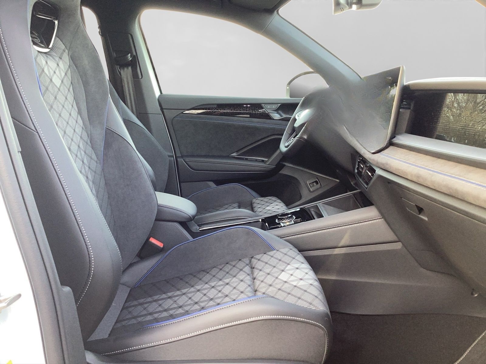 Volkswagen Tayron 2.0 TDI DSG R-LINE 4M AREA VIEW IQ.LIGHT foto 4
