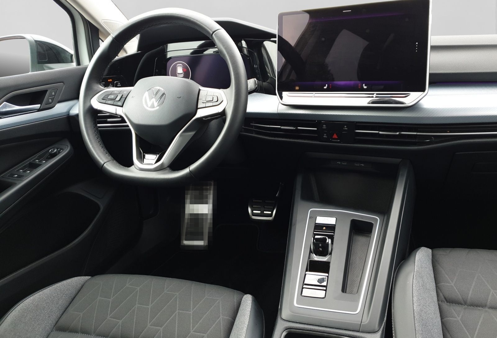 Volkswagen Golf 2.0 TDI DSG GOAL LED+AHK ASSIST KAMERA foto 5