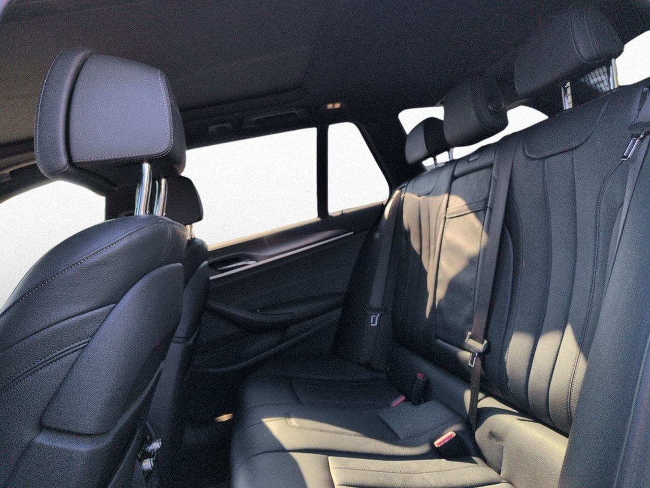 BMW 520i Tour. M SPORT Laser DA St+Go HUD Pano AHK foto 12