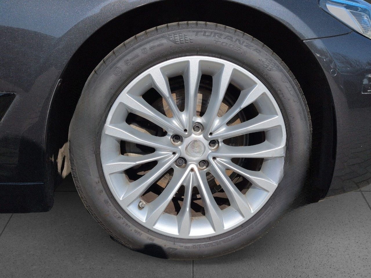 BMW 520i Tour. M SPORT Laser DA St+Go HUD Pano AHK foto 17