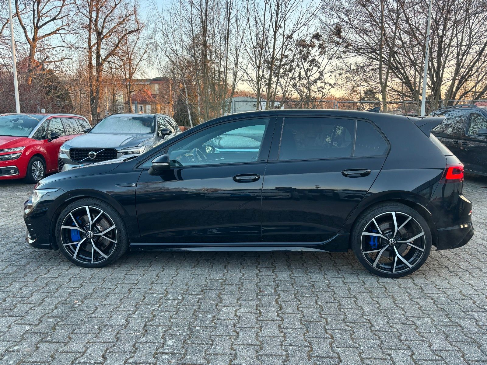 Volkswagen Golf VIII Lim. R DSG Matrix Kamera ACC Panorama foto 4