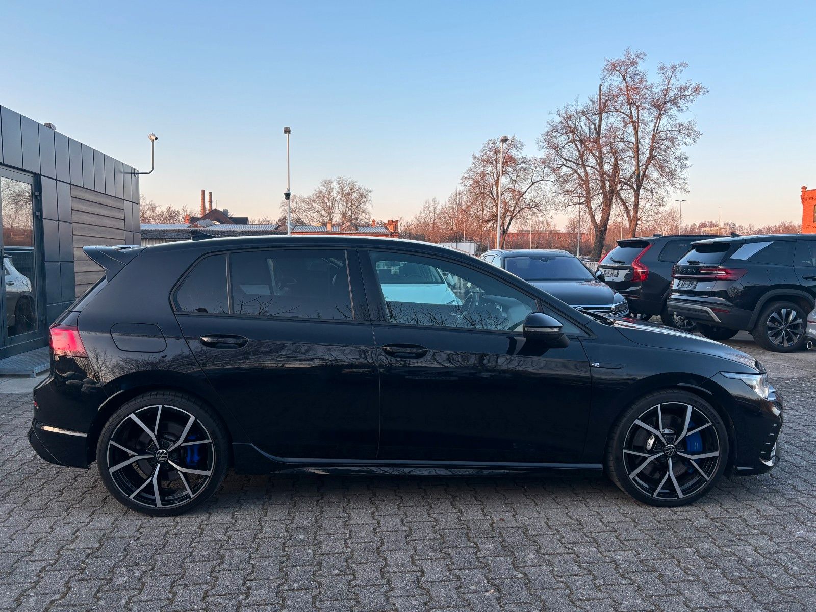 Volkswagen Golf VIII Lim. R DSG Matrix Kamera ACC Panorama foto 8