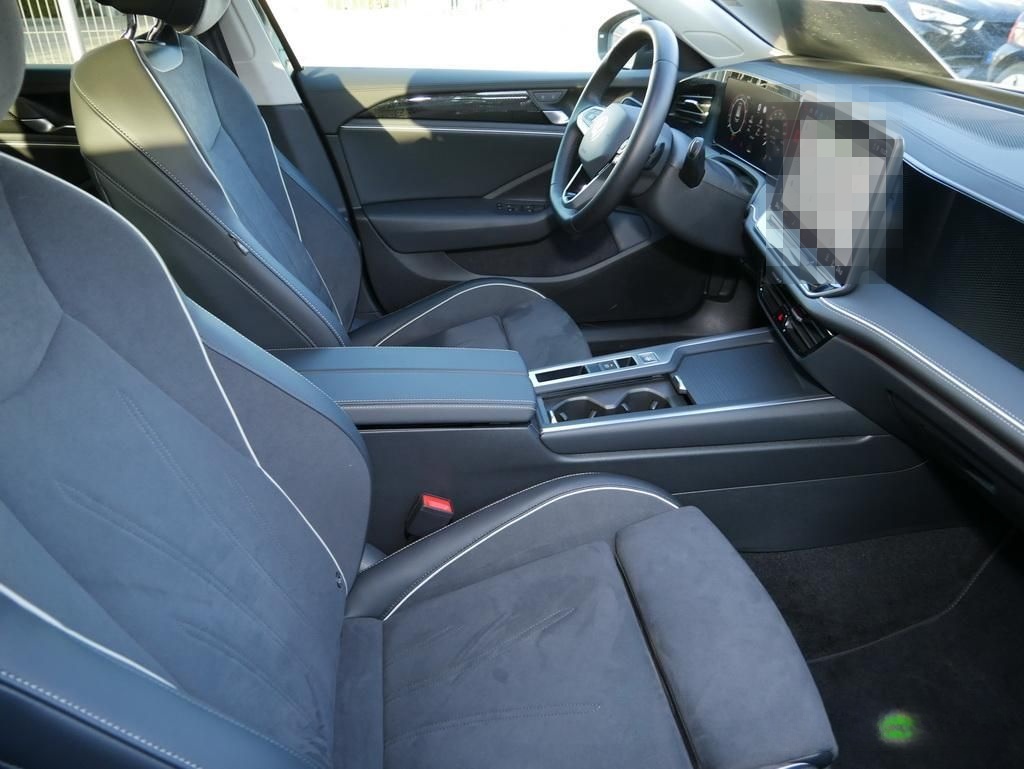Volkswagen Passat 1.5 eTSI Business DSG ACC AHK Navi 360° foto 8