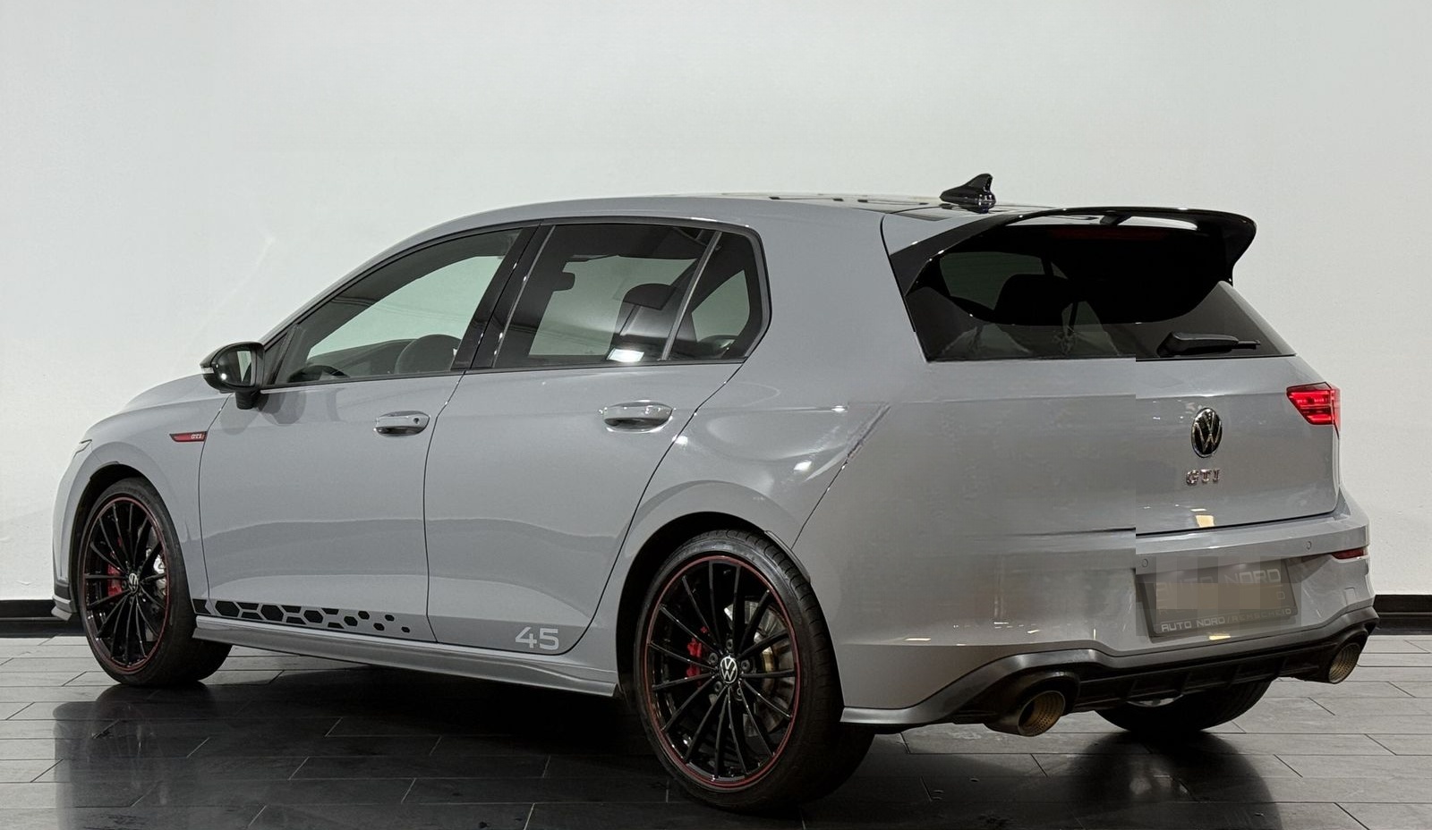 Volkswagen Golf VIII GTI Clubsport *Akrapovic*Matrix*DAB+* foto 9