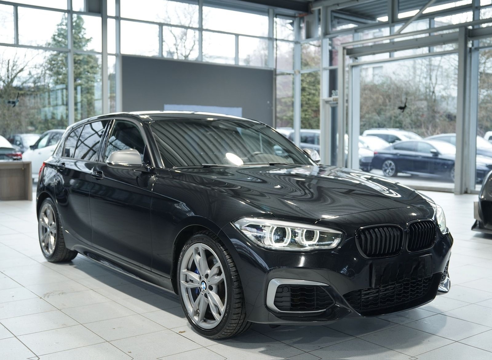BMW M135i xDrive *H&K *PDC *AHK *Business-Paket foto 5