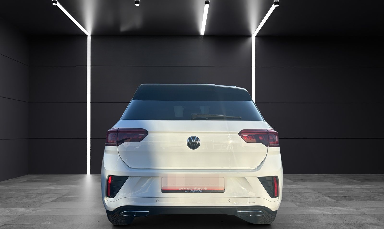 Volkswagen T-Roc R-Line TSI IQ.Light ACC SH RearView AppCon foto 4