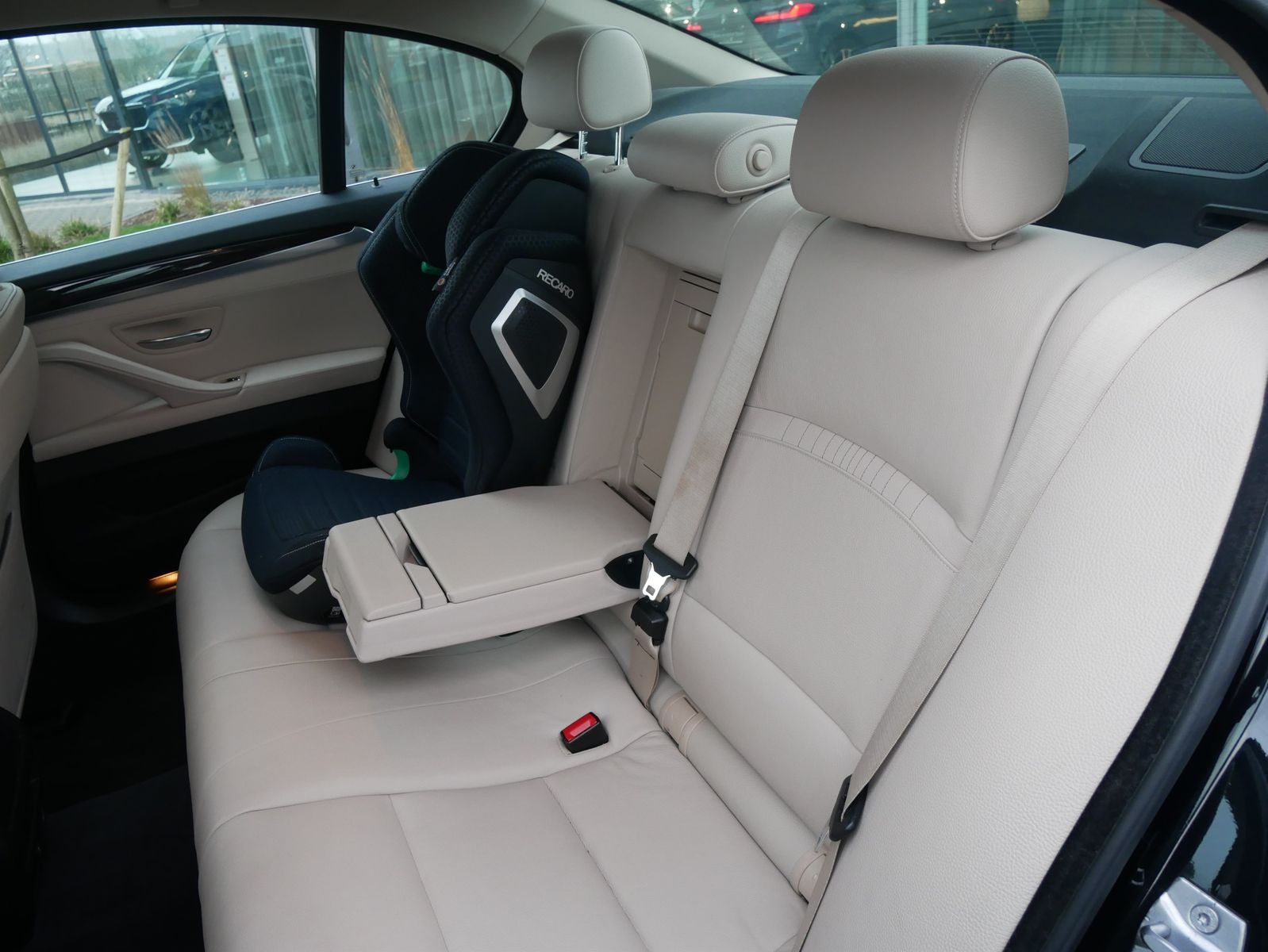 BMW 520d xDrive Lim. Xenon NAV Prof. PDC SHZ foto 13