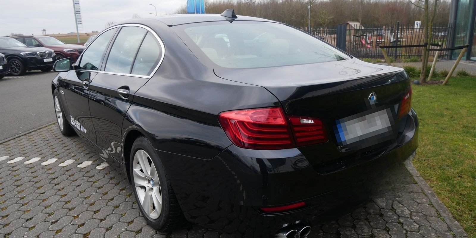 BMW 520d xDrive Lim. Xenon NAV Prof. PDC SHZ foto 3